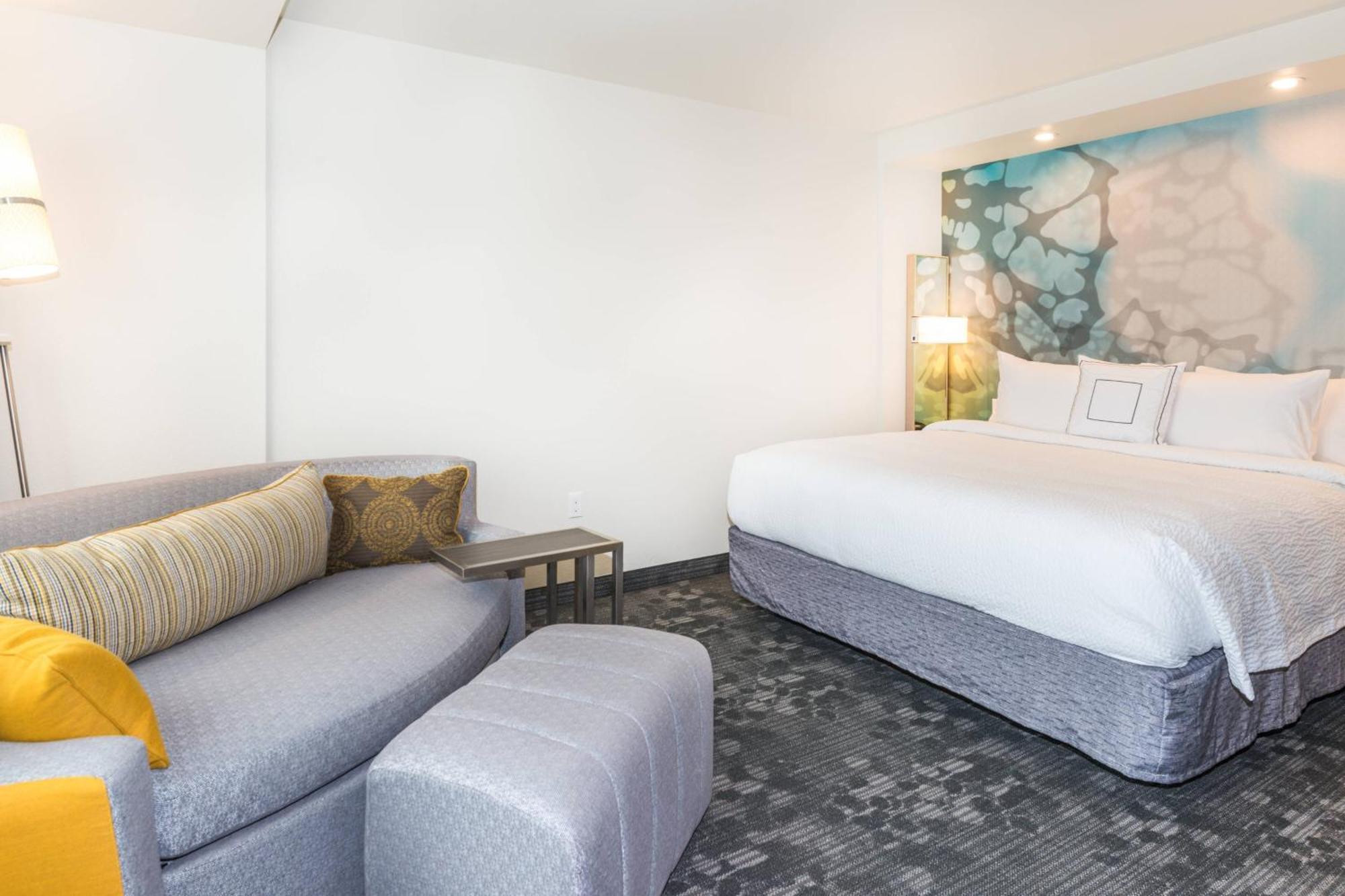 Hotel Courtyard By Marriott 3*