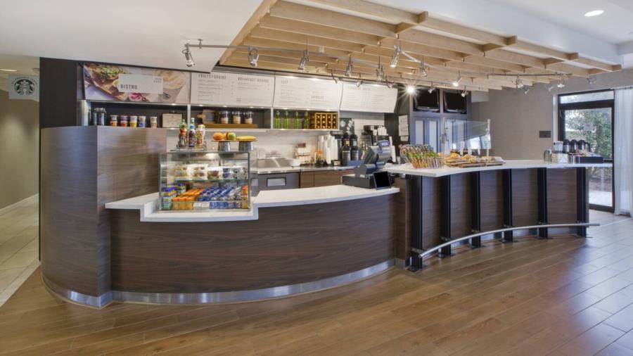 Courtyard By Marriott Hotel