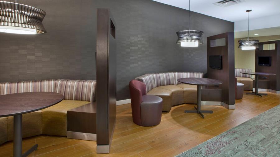 Courtyard By Marriott Somerset
