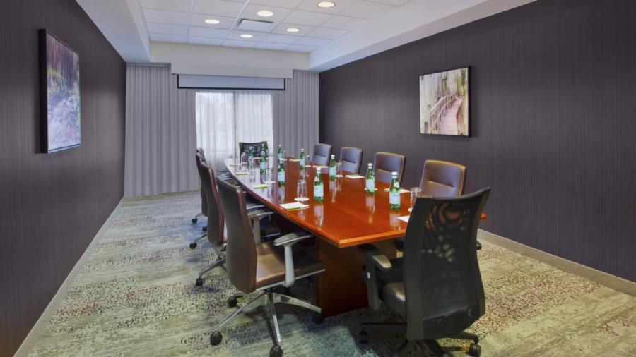 Courtyard By Marriott 3*
